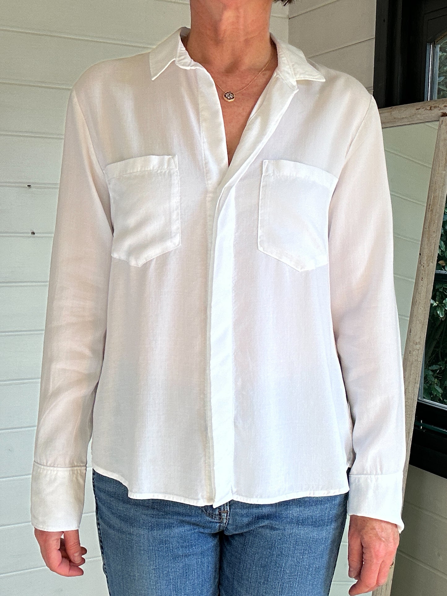 Bella Dahl White Shirt - Size Small